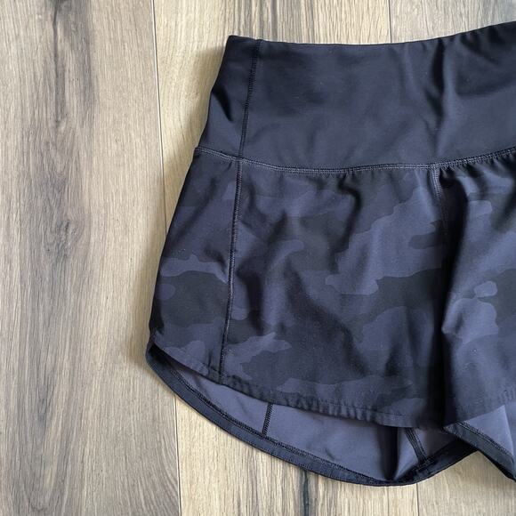 Lululemon Speed Up High Rise Short 4" Tall Lined size 4 Black Camo EUC - Picture 5 of 11